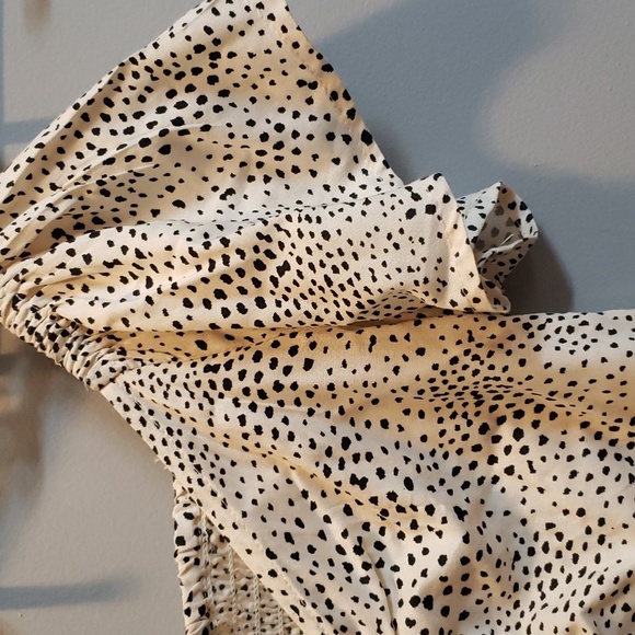 Japna Ruffle Sleeve Ruched and Smocked Top, Small - Picture 3 of 6